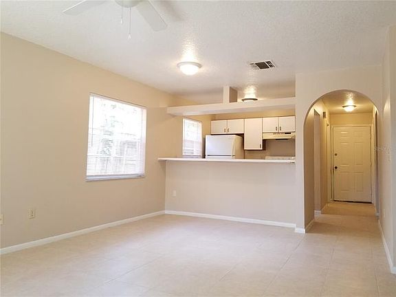 3rd image of 424 Enka Ave