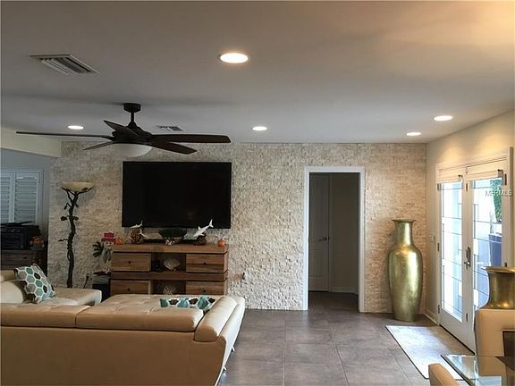 5th image of 3063 Gulf Gate Dr