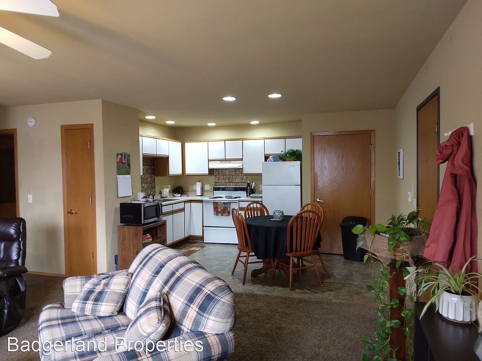 1st image of 2904 Carrousel Ln #7