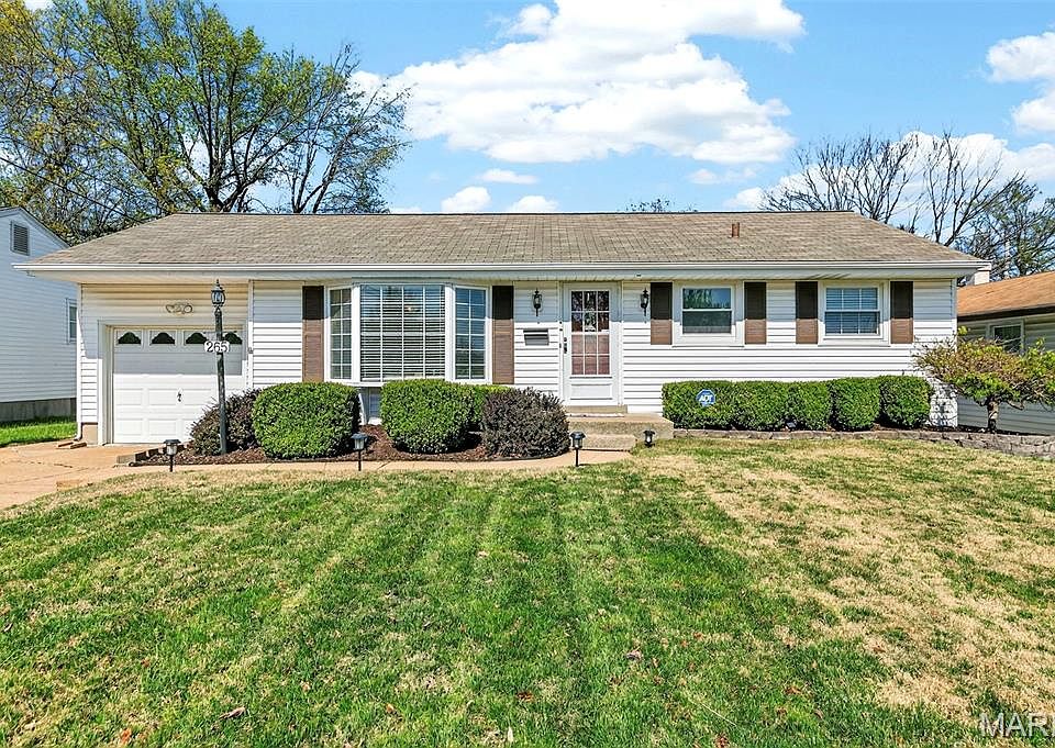 1st image of 265 Monterey Dr