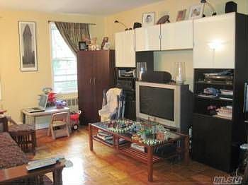 5th image of 12516 83rd Dr APT 1C