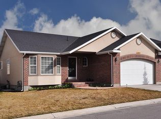 10575 S Poplar Grove Dr, South Jordan, UT 84009