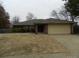 3012 W Boston St, Broken Arrow, OK 74012