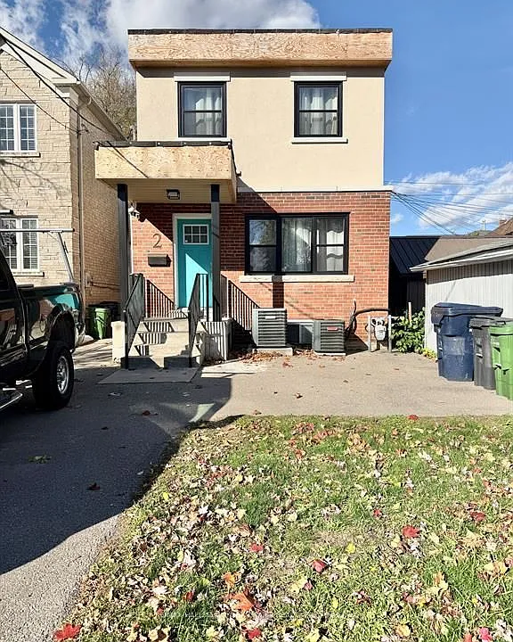 2 Coates Ave #LOWER