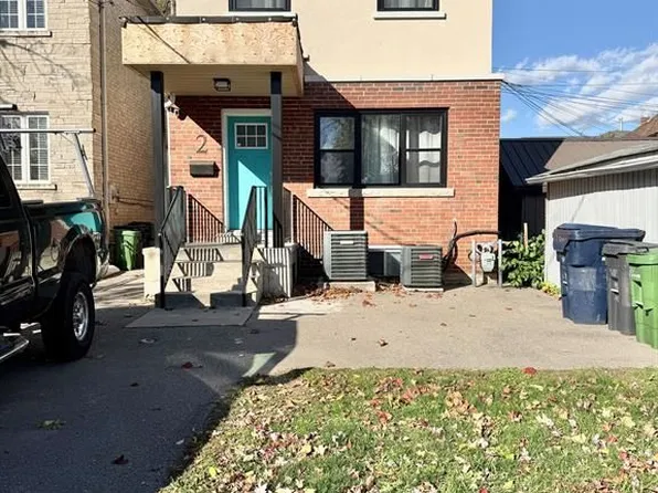 2 Coates Ave, Toronto, ON M6C 1K7