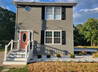 680 Chestnut Springs Ln, Glen Burnie, MD 21060