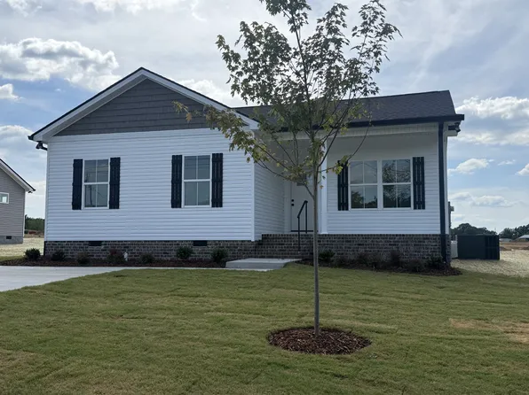 945 Wilkie St N Lot 3, Mc Ewen, TN 37101