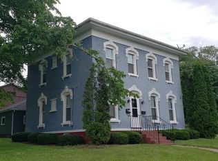 406 Dewey St, Harvard, IL 60033
