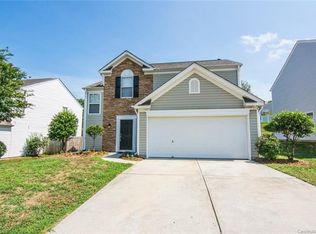 5918 Hidden Meadow Ln, Charlotte, NC 28269