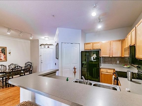 3rd image of 4207 S Dale Mabry Hwy Unit 10103