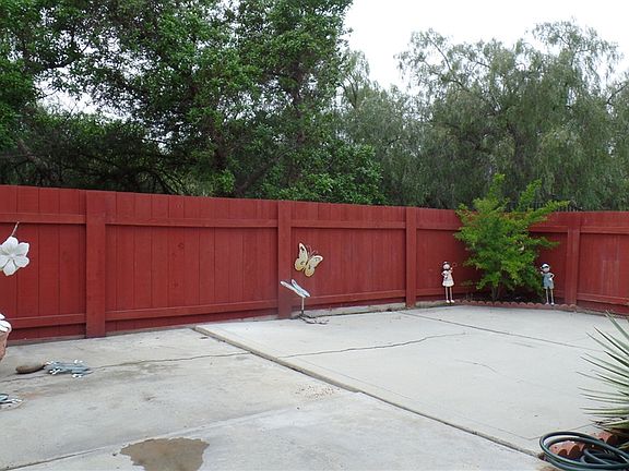 4th image of 2183 Manzana Way