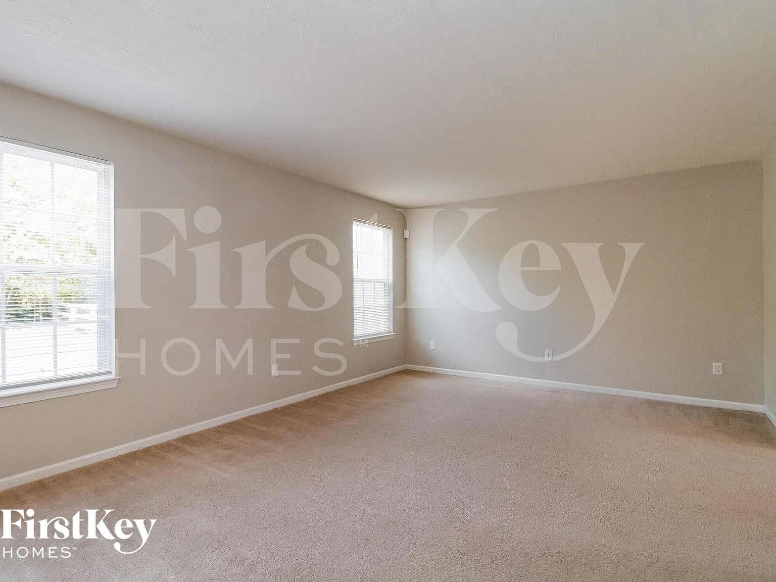 3 bed, 2.5 bath, 1720 sqft, $2,355 — Photo 4