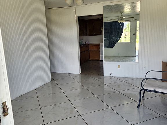 2nd image of 115 N Cummings Ave
