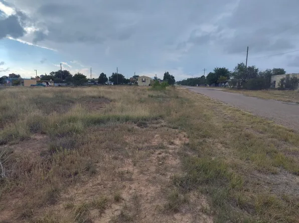 Broadway St E, Mountainair, NM 87036