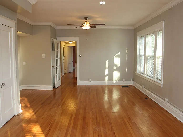 2034 McCausland Ave #2S — Photo 4