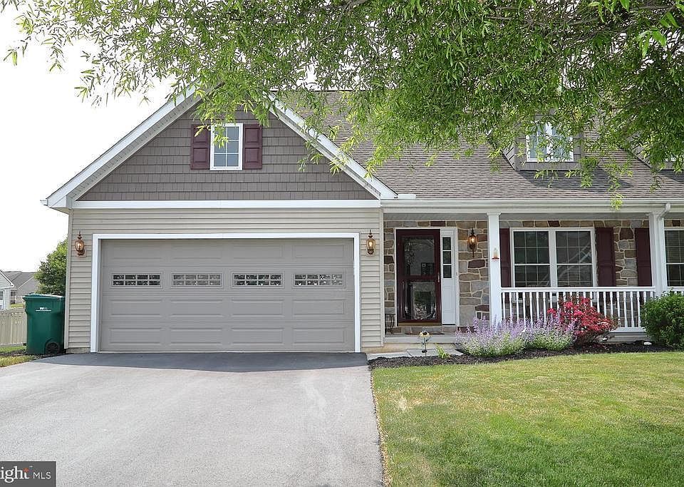 1st image of 5180 Oak Leaf Dr