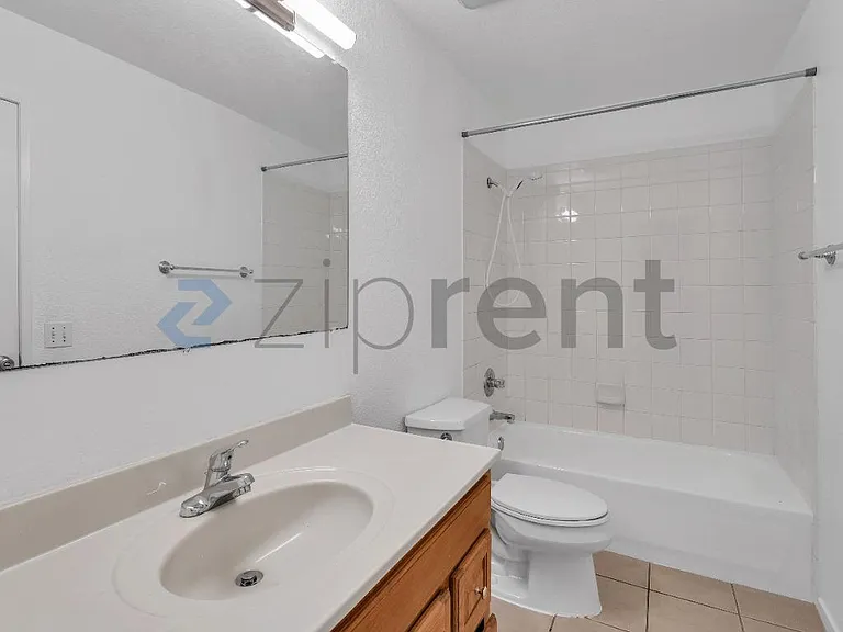 2005 San Jose Dr #241 — Photo 16