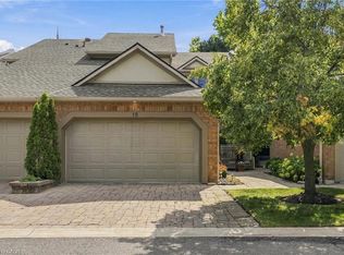 1724 The Chase #15, Mississauga, ON L5M4P2