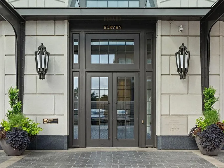 1111 W River Pkwy #11C — Photo 33