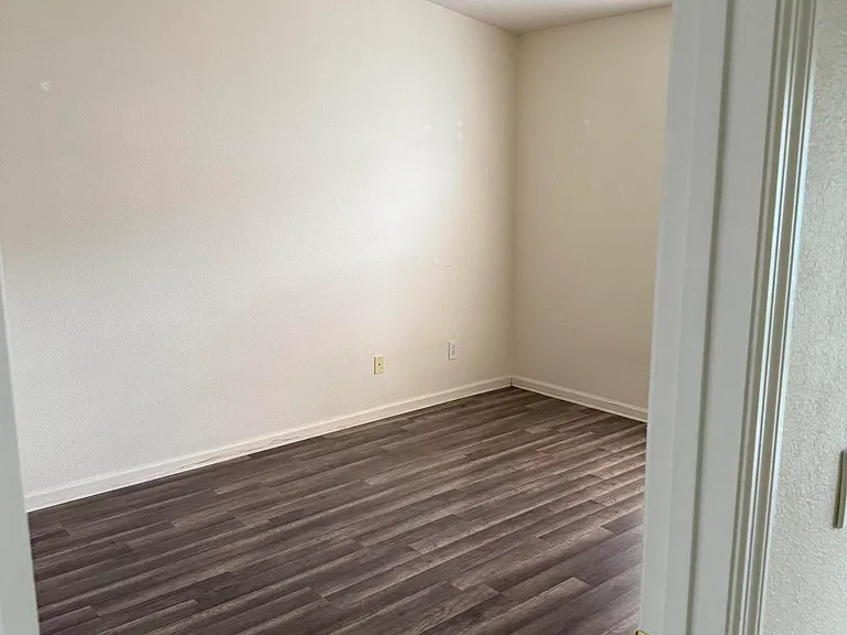 950 Luminary Cir #104 — Photo 6