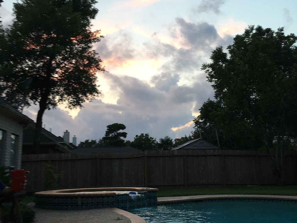 1st image of 4422 Park Bend Dr