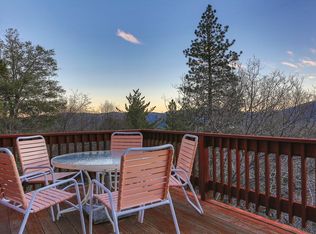 267 Weisshorn Dr, Crestline, CA 92325