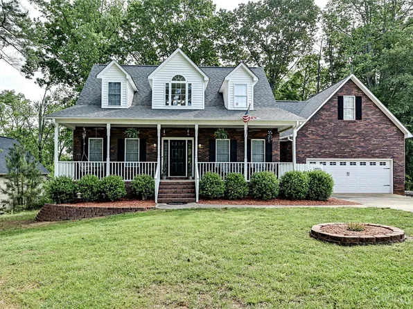 8857 Erbach Ln, Mount Pleasant, NC 28124