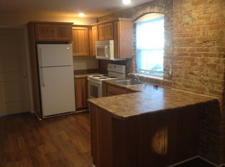 209 N Church St APT 8, Waterloo, IL 62298