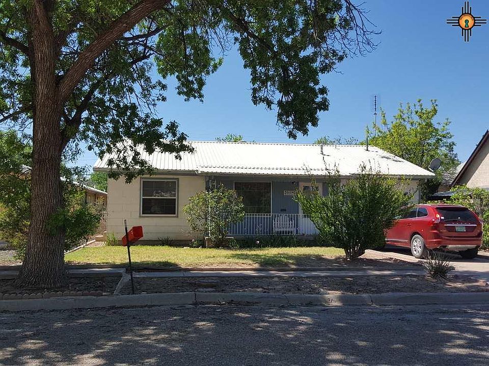 1st image of 1019 W University Dr