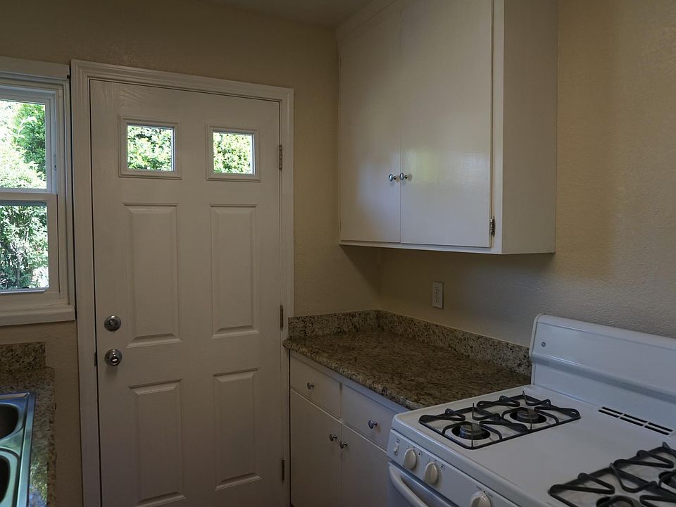 1st image of 1273 Mills St #84fne5ync