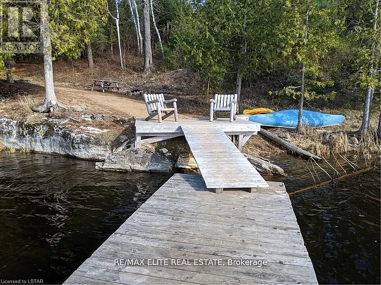 1322 Boomhauer Rd — Photo 5