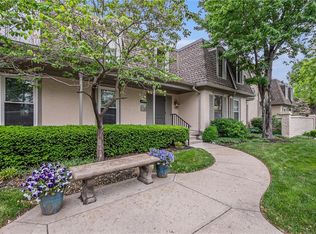 6724 W 109th St APT F, Overland Park, KS 66211