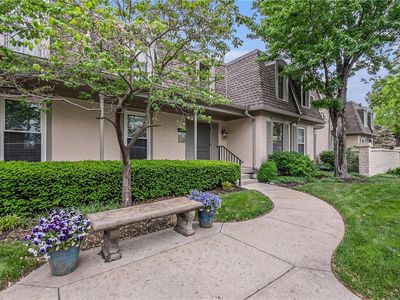 6724 W 109th St APT F, Overland Park, KS, 66211