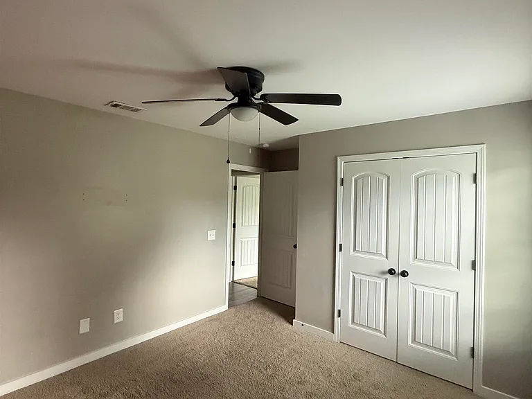 100 Weston Cv — Photo 11