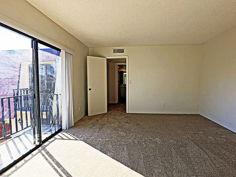 1556 Park Meadows Dr #1 — Photo 21