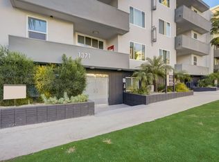 1371 S. Beverly Glen Blvd., Los Angeles, CA 90024