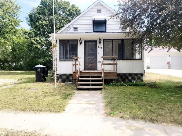 402 Carlisle St, Ottumwa, IA 52501