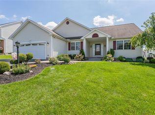 7253 Montgomery Ln, Victor, NY 14564