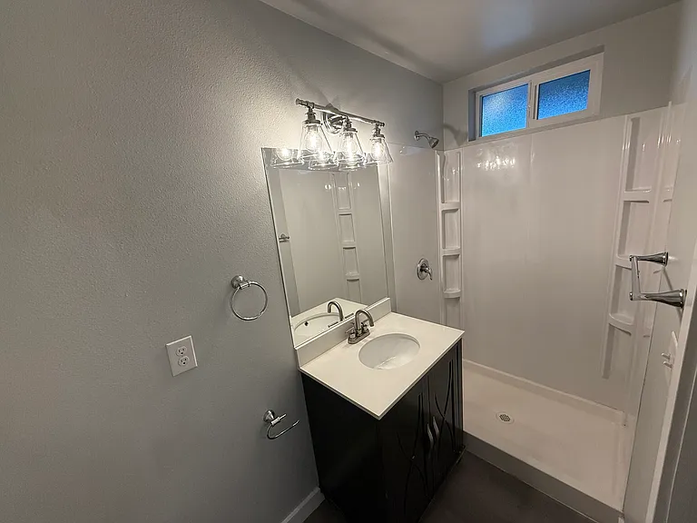 3130 Broadway #6 — Photo 9