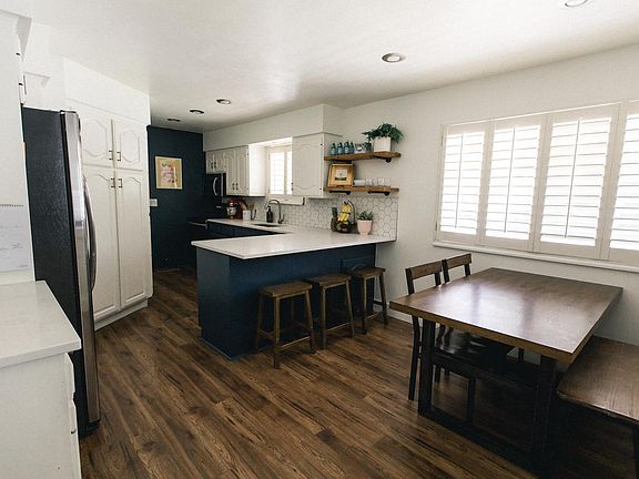 3rd image of 1797 E Meadow Downs Way