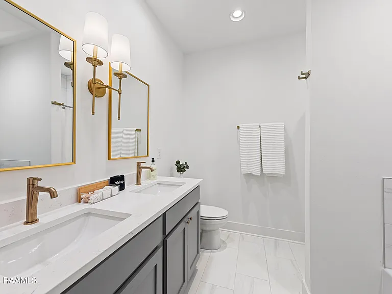206 Steiner Oaks — Photo 23