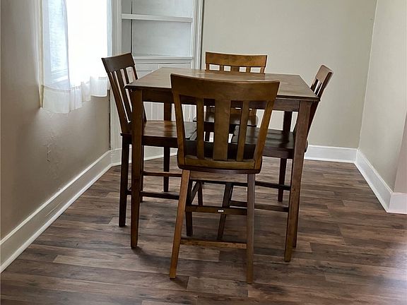 4th image of 1513 Fernhurst Ave