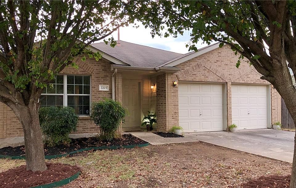 1st image of 2203 Amy Lynn Ln