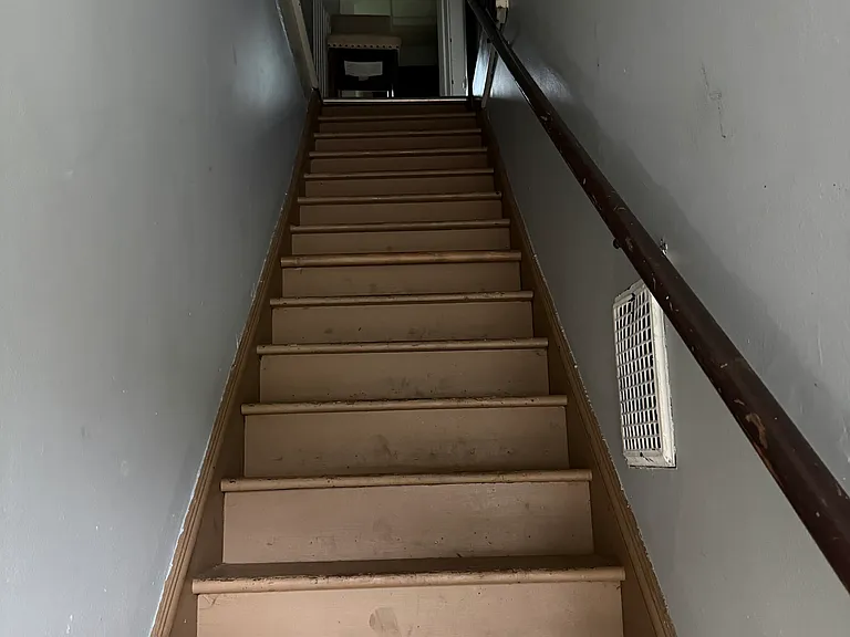 631 S Oakland Ave #201 — Photo 4