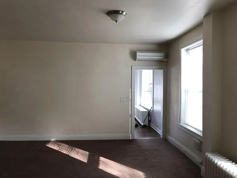 223 Cocoa Ave — Photo 4
