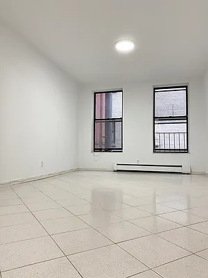 Rented by Paley Management | media 8