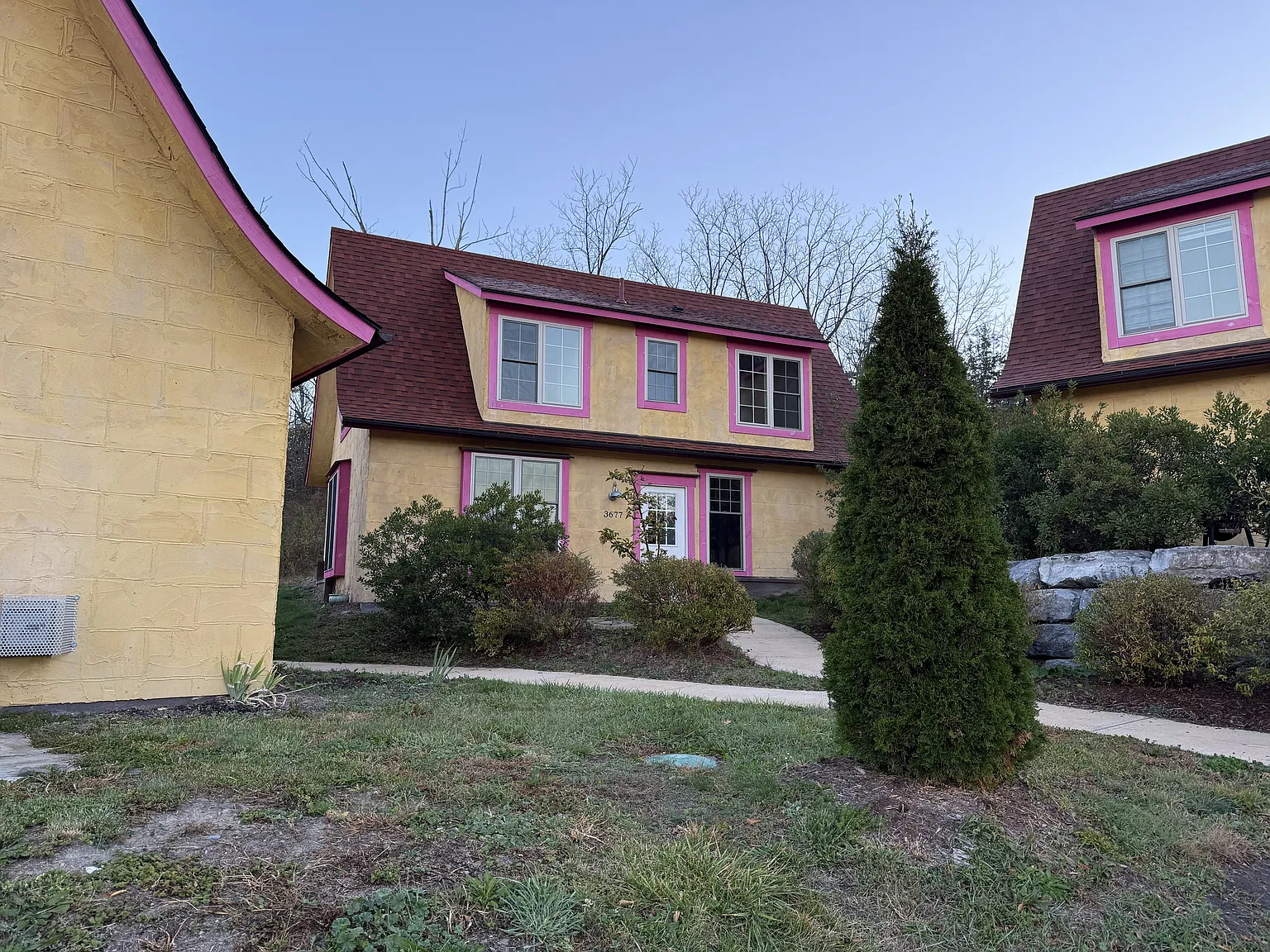 3690 La Bourgade Ln — Photo 2