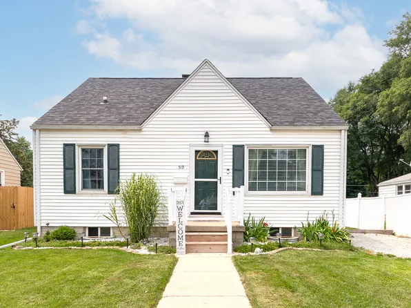 519 N State St, Gibson City, IL 60936
