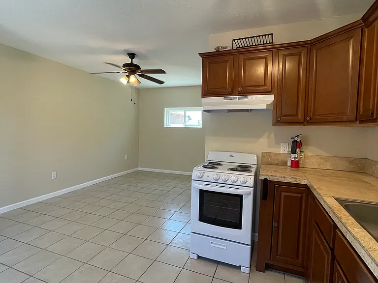 143 N Drexel Ave #1 — Photo 9