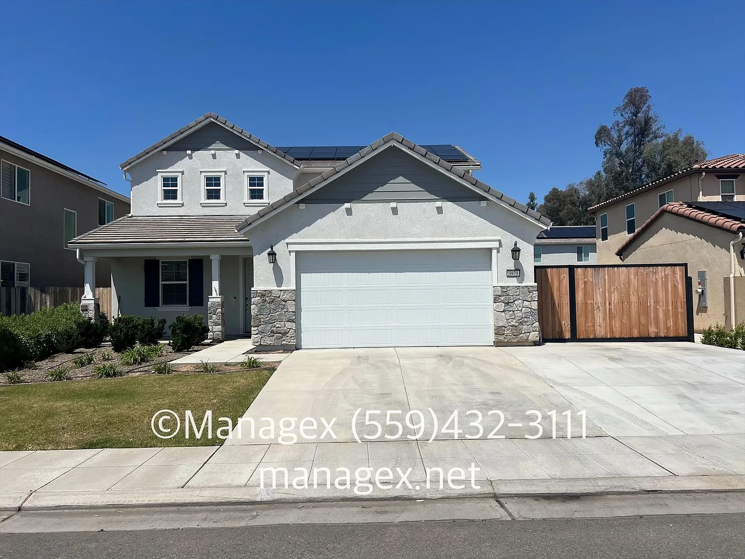 3979 Dennis Ave photo 1